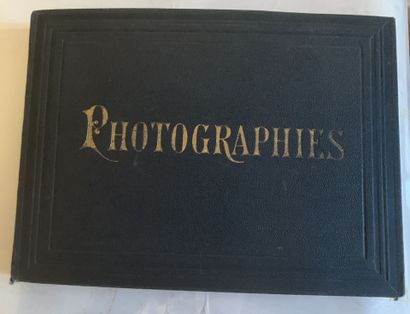 [PHOTOGRAPHIES]
Petit album in-12 à l'italienne...