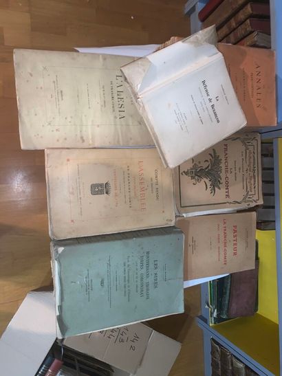 [FRANCHE-COMTE]
23 volumes or magazines,...