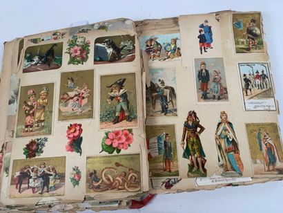 Album chromo petit in-folio très usagé avec...