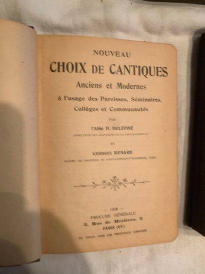 LIVRES RELIGIEUX 
13 volumes de piété et...