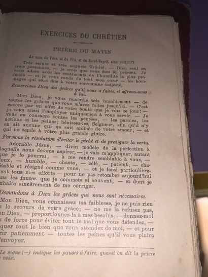[MUSIQUE RELIGIEUSE]
Environ 17 vol. de formats...