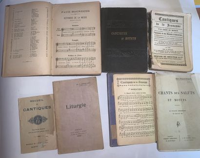 [MUSIQUE RELIGIEUSE]
Environ 17 vol. de formats...