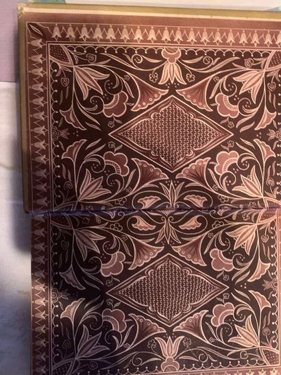 AGENDAS ANCIENS ILLUSTRÉS
Bon Marché 1935...