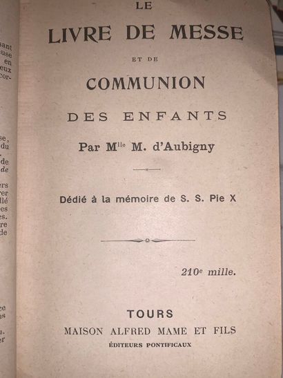 LIVRES RELIGIEUX 
16 volumes de piété et...