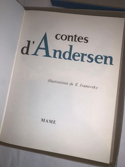CONTES D'ANDERSEN
Tours, Mame, 1958. 
Illustrations...