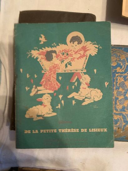 LIVRES RELIGIEUX 
13 volumes de piété et...
