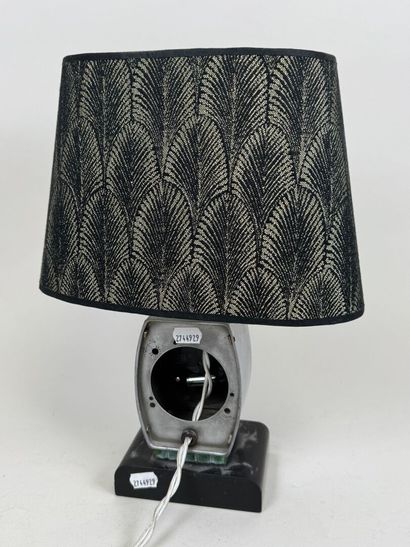 COTNA.
Small clock in metal or brushed aluminum,...