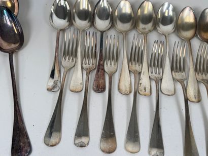 Part of a silver-plated menagère, uniplat...