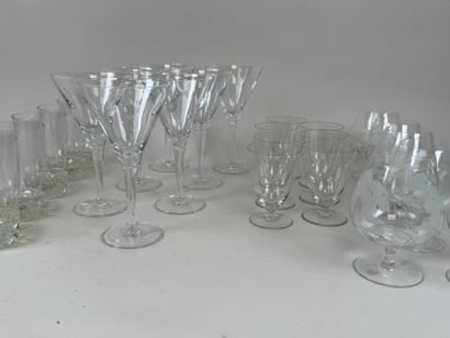 Crystal and glass lot including :
- 5 crystal...