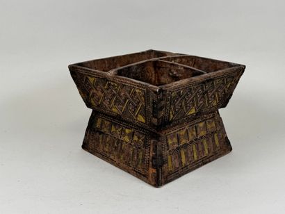 ASIA, 20th century.
Wooden pot with compartments,...