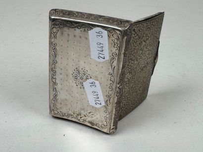 Domed case in silver-plated metal decorated...