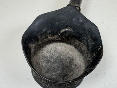 Vietnam, 20th century.
Bronze iron with chased...