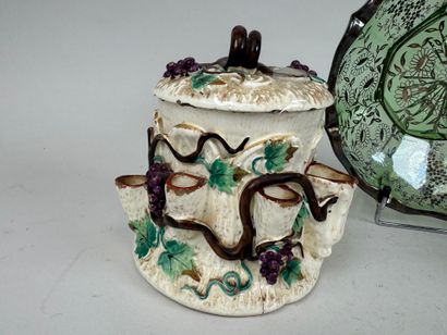 Lot including:
- LANGEAIS, 20th century.
Cream...