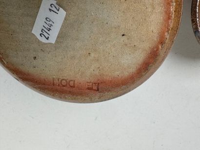 Le DON workshop.
Covered pot in polychrome...