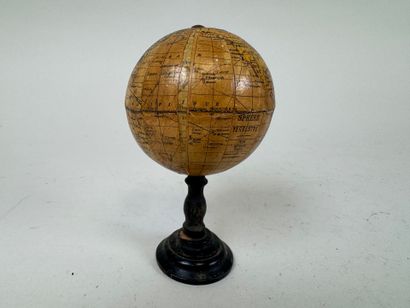 NIK ATLAS in Paris, 19th century.
Small earth...