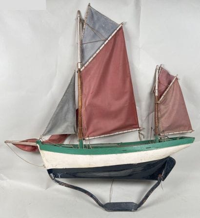 Sailboat in wood, metal and fabric.
72 x...