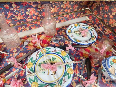 HOUSEHOLD SERVICE. 
Doll's dinette in earthenware...