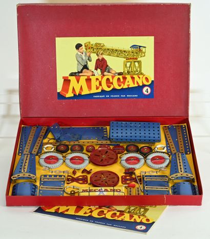 MECCANO, 3 red boxes, good condition, uncontrolled...