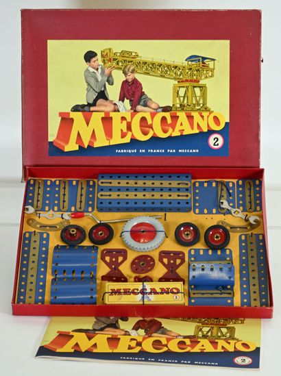 MECCANO, 3 red boxes, good condition, uncontrolled...