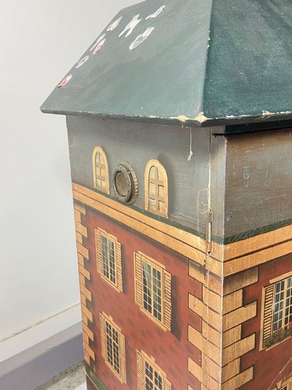 Doll's house.
75 x 62 x 36 cm.
(small accidents,...