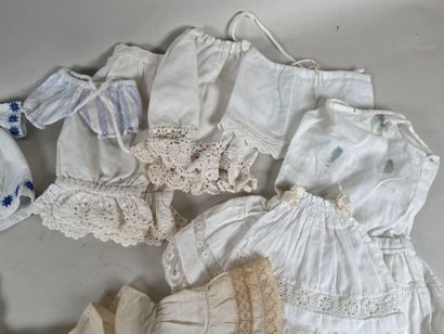 Set of doll clothes 
(small dresses 12 cm,...