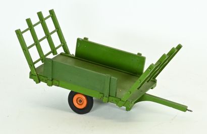 C.I.J., complete wooden forage trailer in...