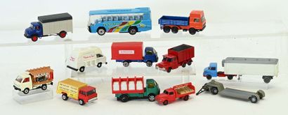 Set of 11 1/87th and related scale vehicles...