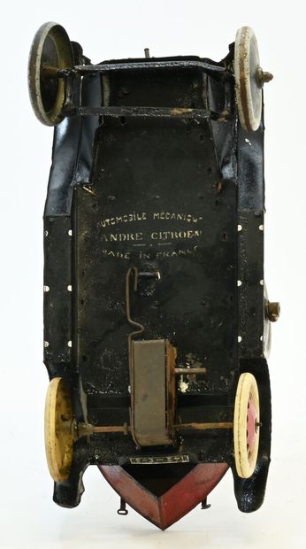 Approximately 1/10th scale Citroën toy, 5...