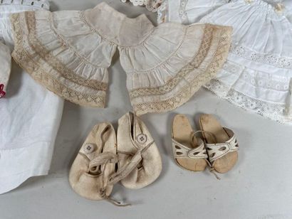 Set of doll clothes 
(small dresses 12 cm,...