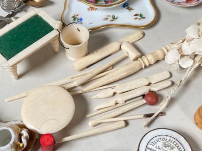 Very large lot of accessories and mismatched...