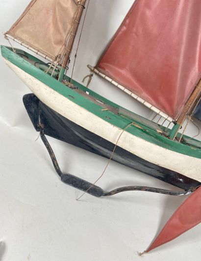 Sailboat in wood, metal and fabric.
72 x...