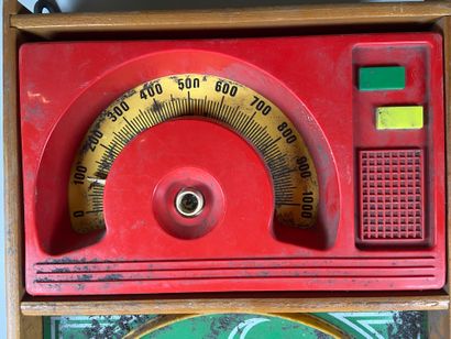 Foldable children's pinball machine.
8 x...