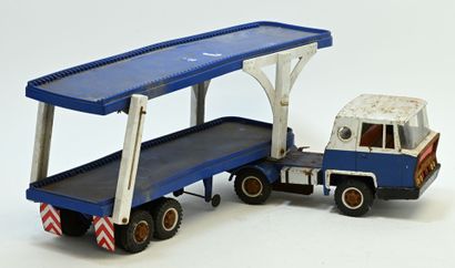 Joustra, blue and white Bernard car transporter...