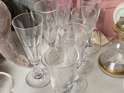 Very large lot of accessories and mismatched...