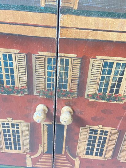 Doll's house.
75 x 62 x 36 cm.
(small accidents,...