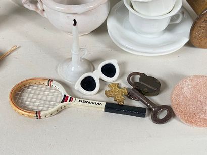 Very large lot of accessories and mismatched...