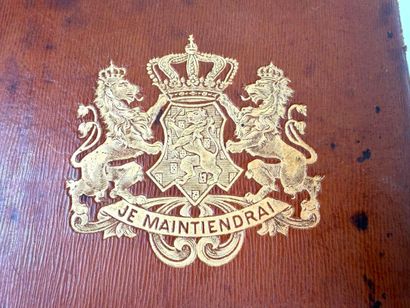 France, IIIe République (1870-1940).
Ensemble...
