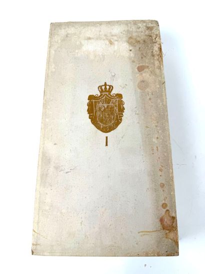 France, IIIe République (1870-1940).
Ensemble...