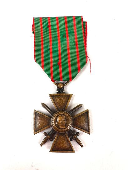 France, 1ère et 2ème GM.
Ensemble de 9 croix...