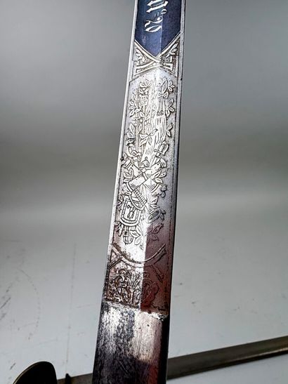 Royaume du Wurttemberg, 1ère GM.
Beau sabre...