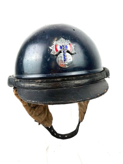 France, Etat-Français (1941-1944).
Rare casque...