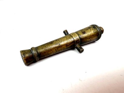 France, XIXème.
Petit tube de canon d'artillerie...