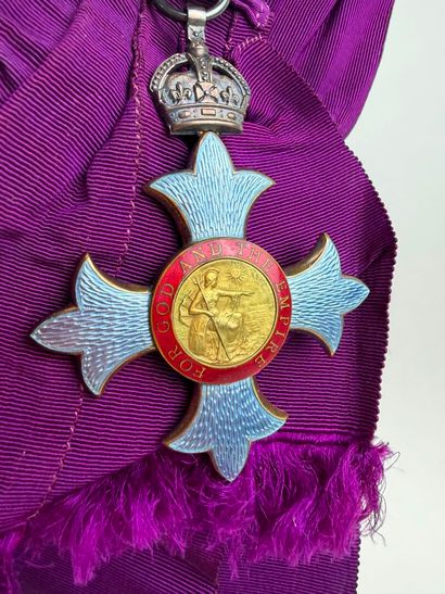 France, IIIe République (1870-1940).
Ensemble...