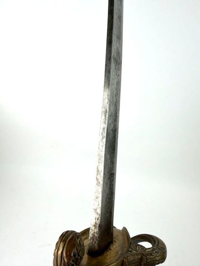France, XIXème.
Sabre d'officier modèle 1821.
Monture...