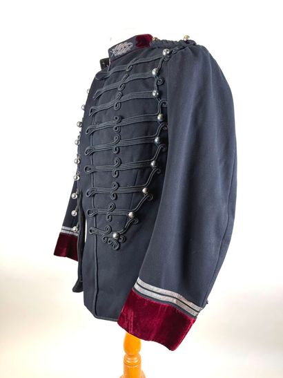 France, IIIème République (1870-1940).
Dolman...