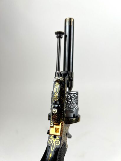 Belgique, milieu XIXème.
Exceptionnel revolver...