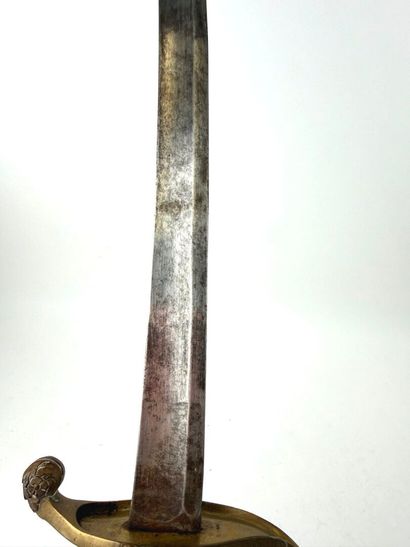 France, XIXème.
Sabre d'officier modèle 1821.
Monture...