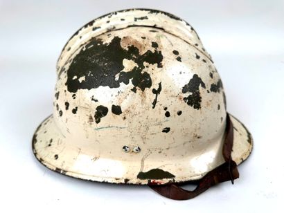 France, 2ème GM.
Casque modèle 26 reconditionné...