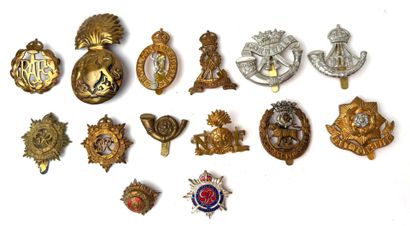 Great Britain, 2nd GM.
Lot of caps, badges...