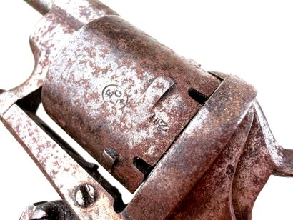 Belgique, Milieu XIXème.
Revolver à broche...